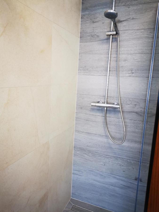 Spazioso E Completo Appartamento Con 3 Camere, Doppi Servizi, Fino A 8 Posti Letto Педавена Екстериор снимка