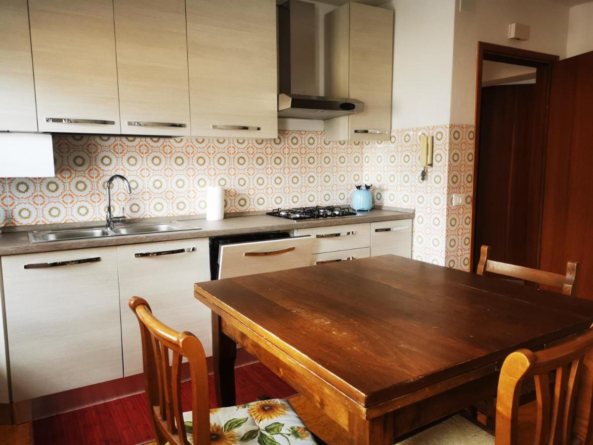 Spazioso E Completo Appartamento Con 3 Camere, Doppi Servizi, Fino A 8 Posti Letto Педавена Екстериор снимка