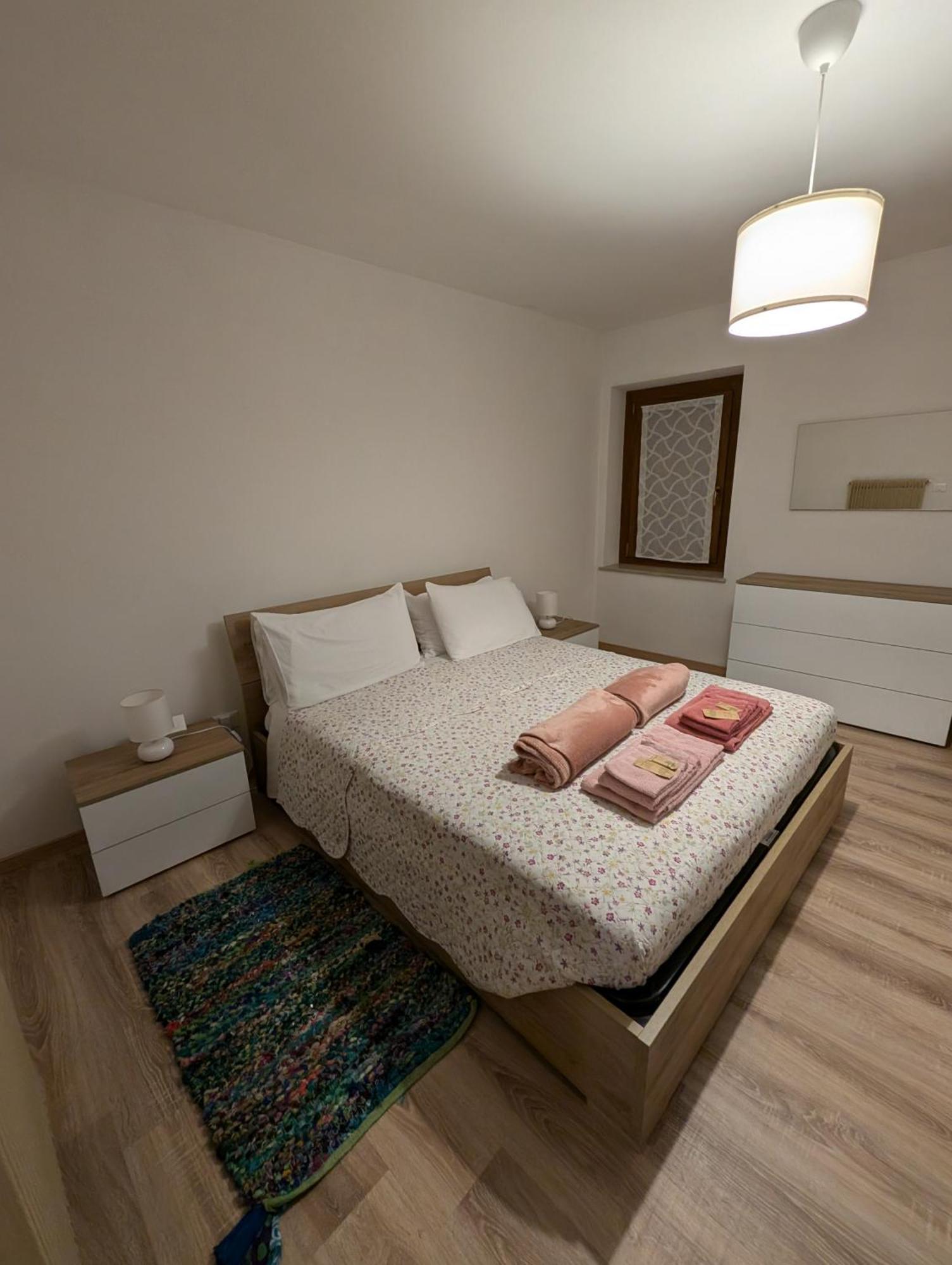 Spazioso E Completo Appartamento Con 3 Camere, Doppi Servizi, Fino A 8 Posti Letto Педавена Екстериор снимка