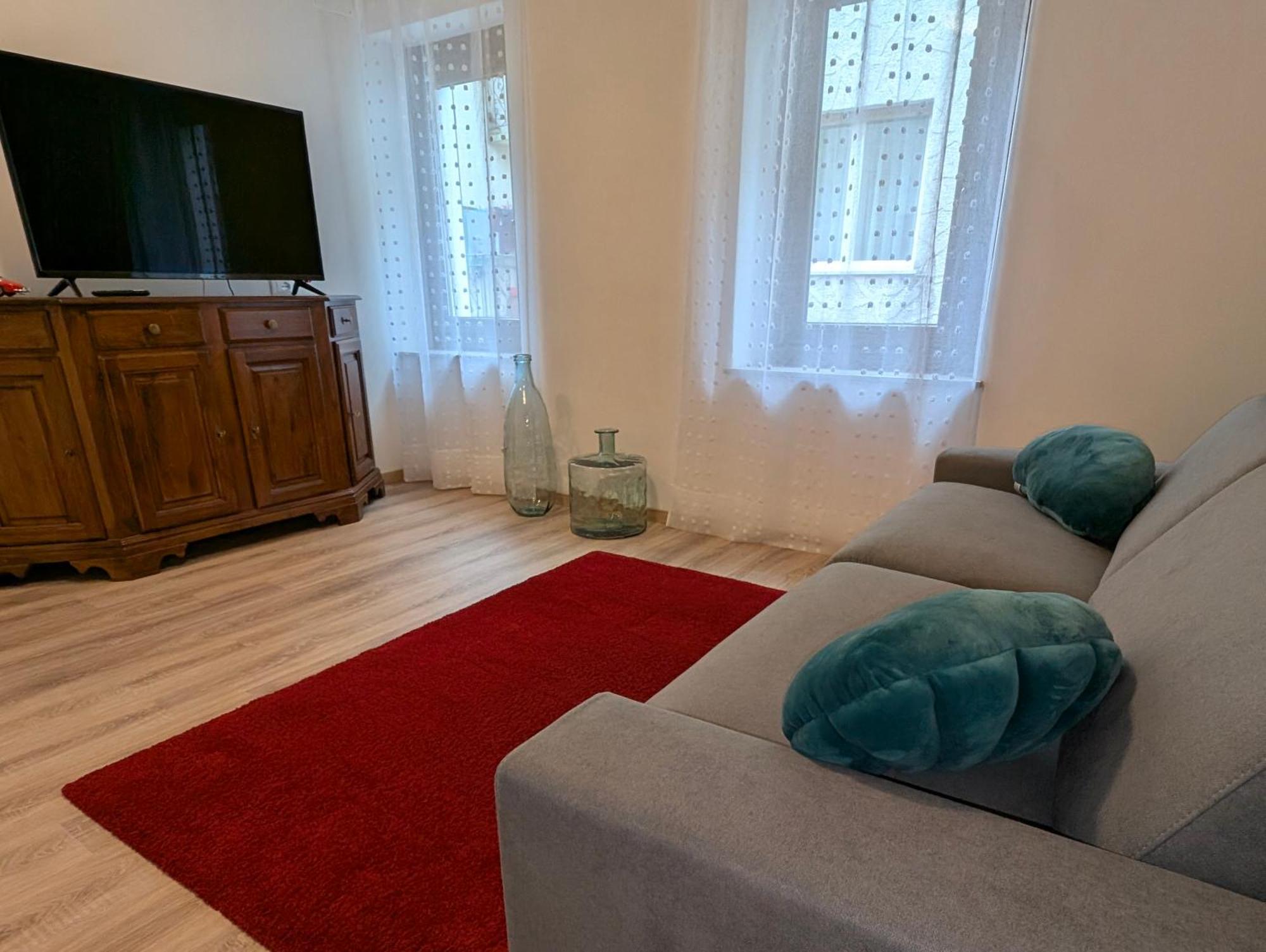 Spazioso E Completo Appartamento Con 3 Camere, Doppi Servizi, Fino A 8 Posti Letto Педавена Екстериор снимка